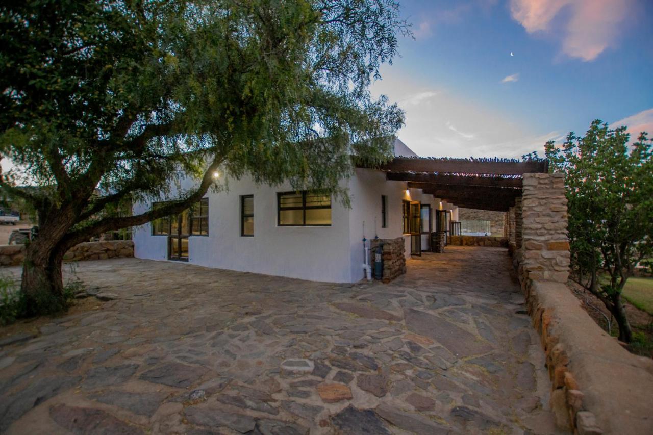 Desert Wind Private Guest And Game Farm Montagu Esterno foto